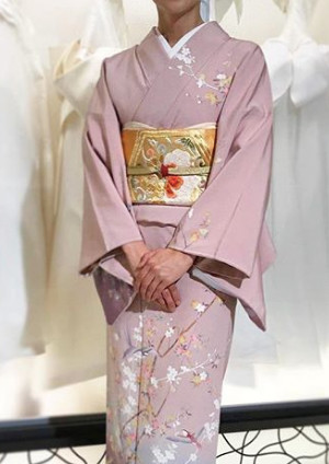 結婚式に参列での着物し型イメージ